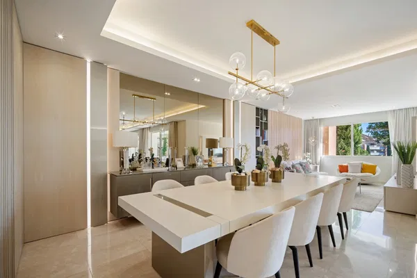 345 m² Four-Bedroom Villa for Sale in Marbella, Spain — photo 4