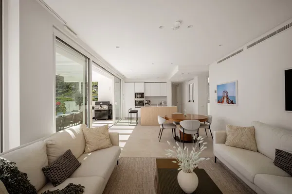 114 m² Villa with Three Bedrooms for Sale in Palo Alto, Marbella — photo 4