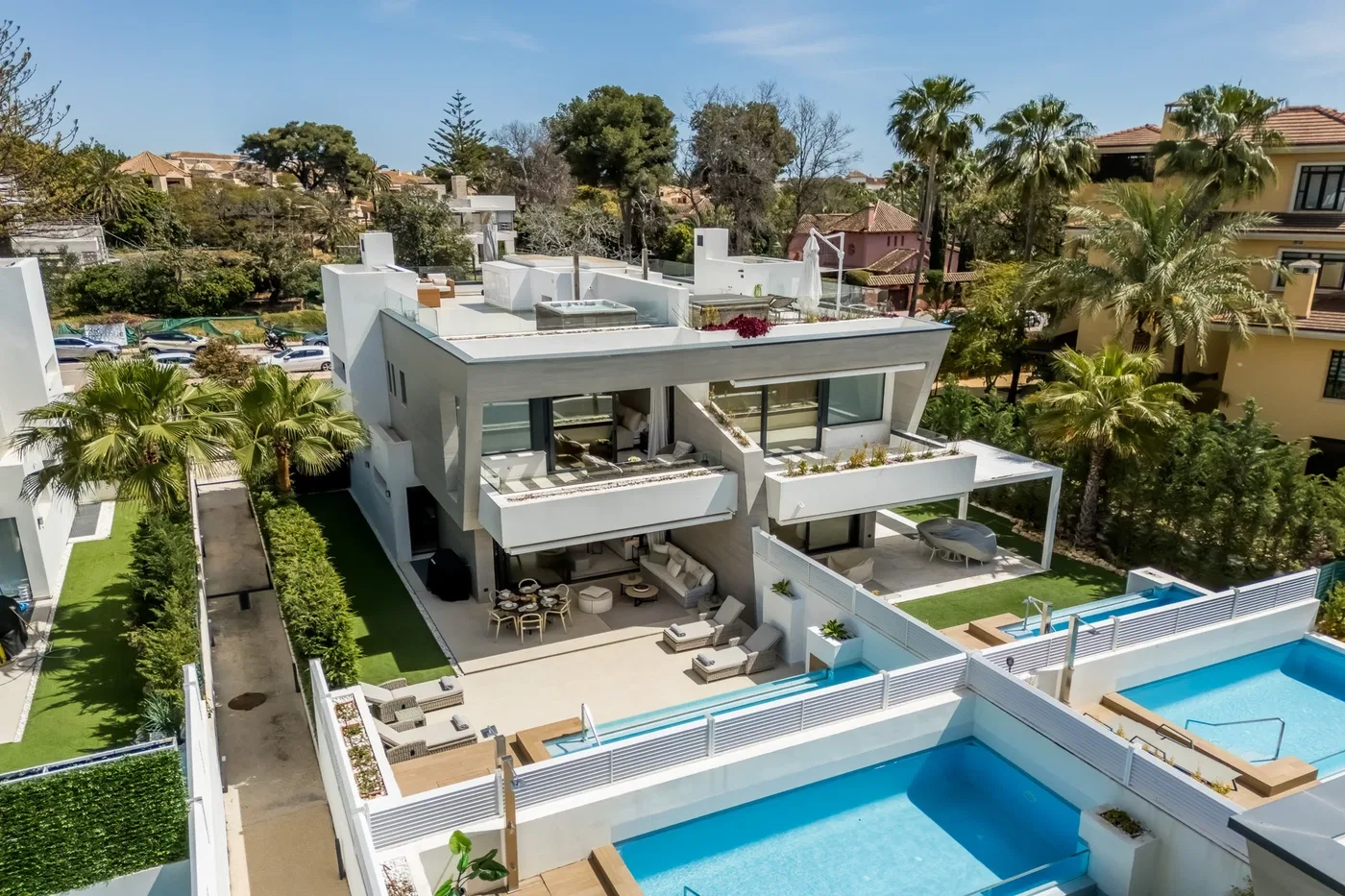 297 m² Villa with Five Bedrooms for Sale in Marbella, Spain