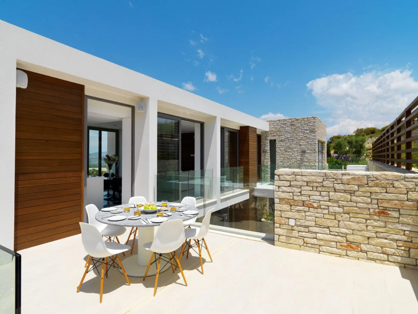 260 m² Villa with Three Bedrooms for Sale in Paphos, Cyprus