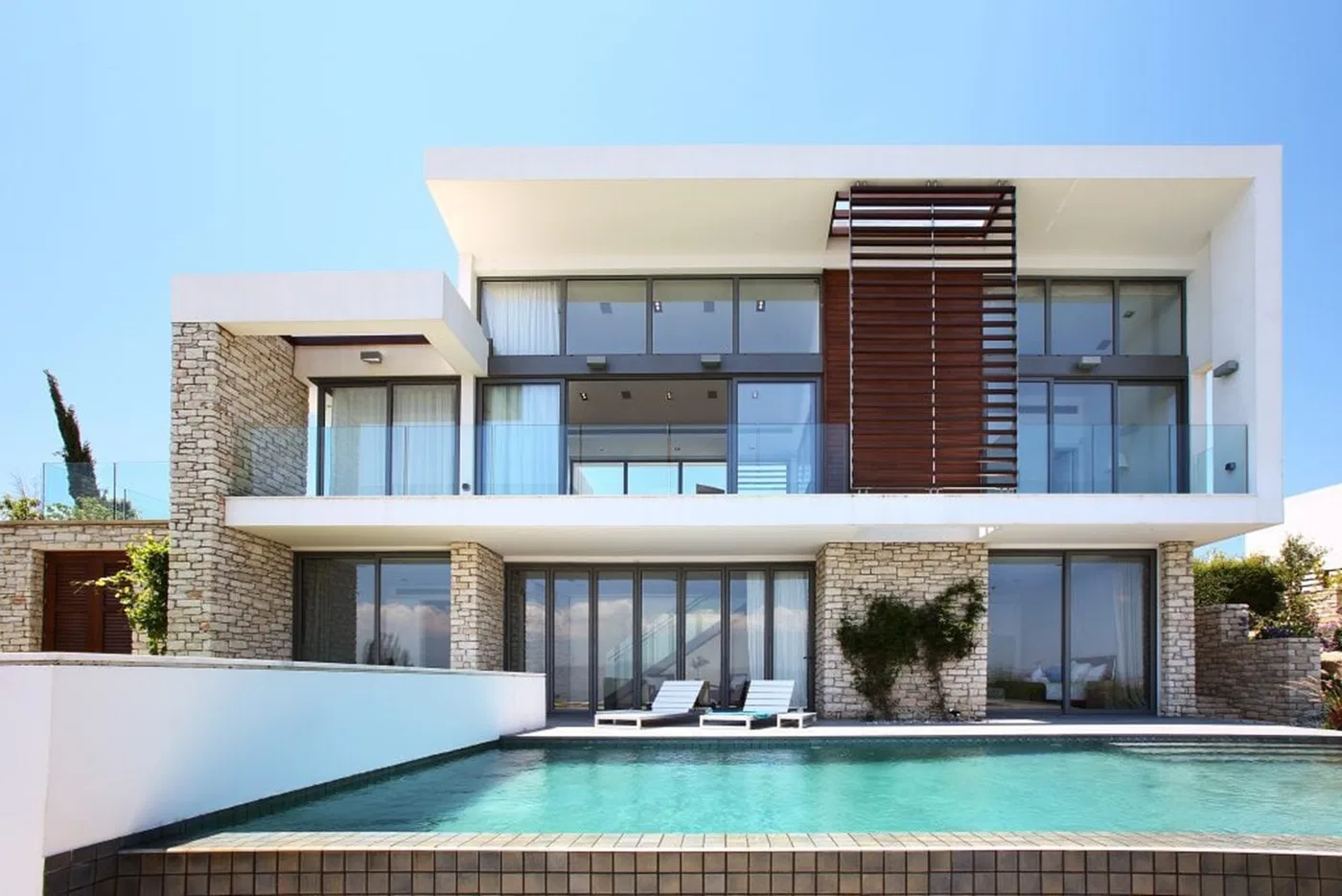 226 m² Three-Bedroom Villa for Sale in Paphos, Cyprus