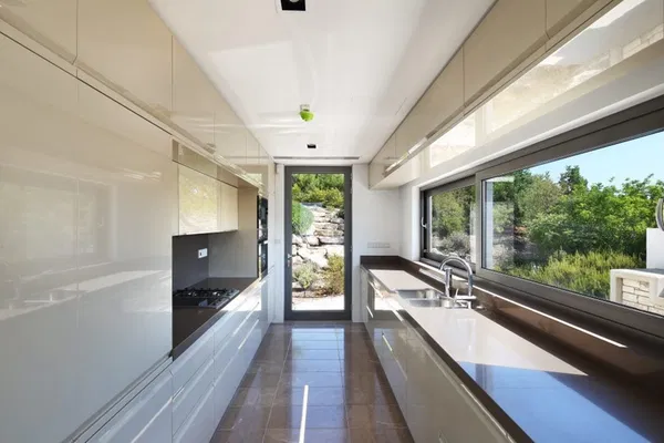 280 m² Four-Bedroom Villa for Sale in Paphos, Cyprus — photo 3