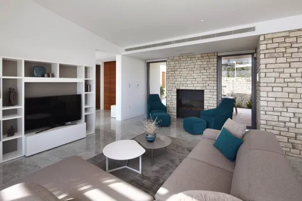 270 m² Four-Bedroom Villa for Sale in Paphos, Cyprus — photo 5