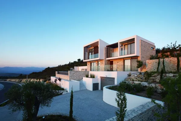 215 m² Sea View Three-Bedroom Villa for Sale in Paphos, Cyprus