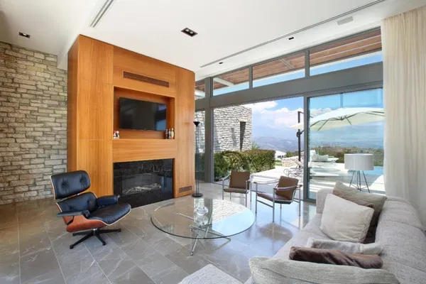 235 m² Three-Bedroom Sea-View Villa for Sale in Paphos, Cyprus — photo 2