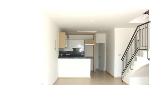 117 m² Three-Bedroom Villa for Sale in Paphos, Cyprus — photo 2