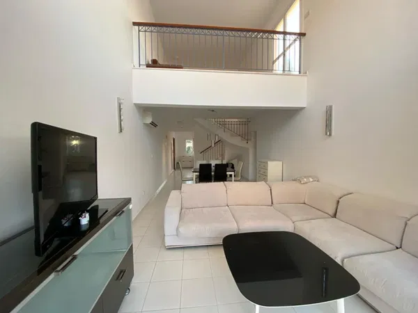 146 m² Apartment with Three Bedrooms for Sale in Paphos, Cyprus — photo 2