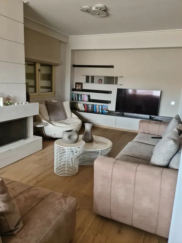 Sea-View Five-Bedroom Apartment for Sale in Porto Rafti, Attica — photo 2