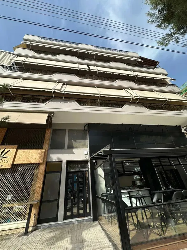 350 m² Building for Sale in Peristeri, Athens Western Suburbs — photo 2