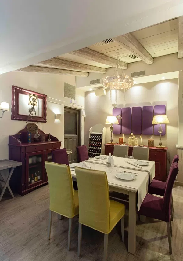 370 m² Building for Sale in Psychiko - Filothei, Athens Northern suburbs — photo 2
