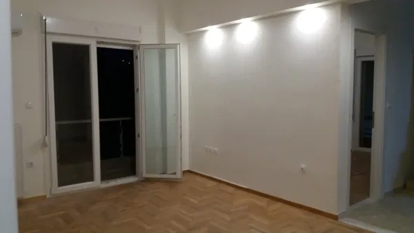 70 m² Two-Bedroom Apartment for Sale in Piraeus — photo 4