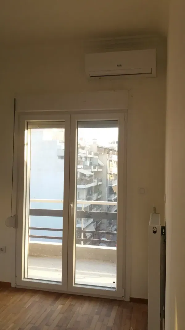 70 m² Two-Bedroom Apartment for Sale in Piraeus — photo 5