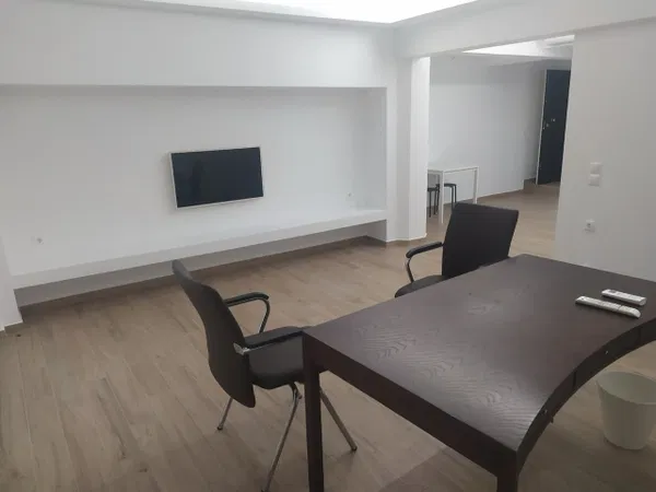 62 m² Two-Bedroom Renovated Apartment for Sale in Kolonaki - Lycabettus, Athens Center — photo 3