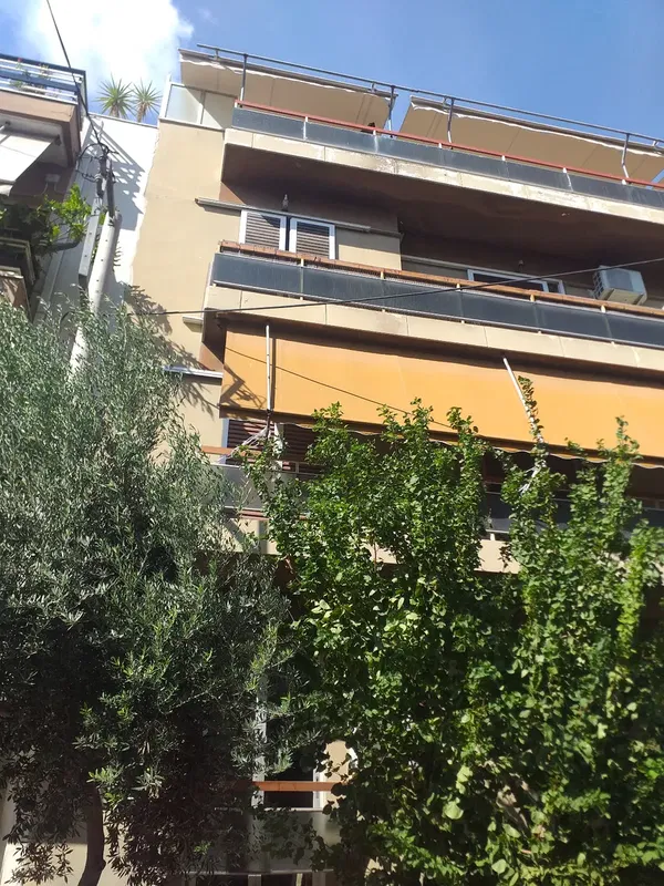 Renovated 67 m² Apartment with Two Bedrooms for Sale in Piraeus Kaminia, Piraeus — photo 2