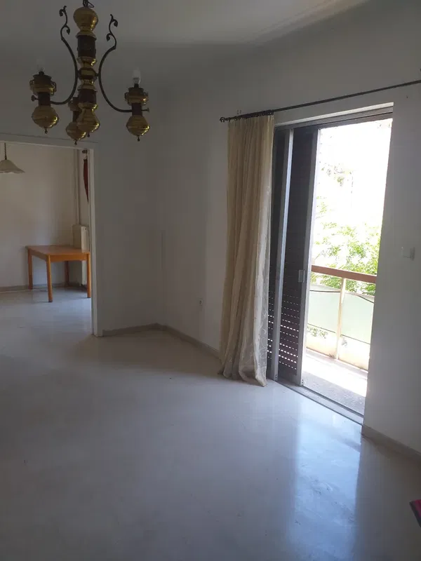 85 m² Apartment with Two Bedrooms for Sale in Piraeus Kaminia, Piraeus — photo 3