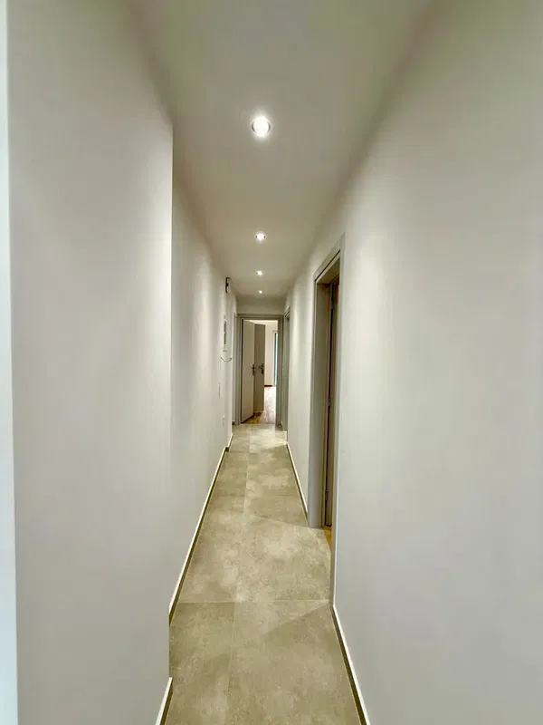 111 m² Three-Bedroom Apartment for Sale in Glyfada, Athens Southern suburbs — photo 4
