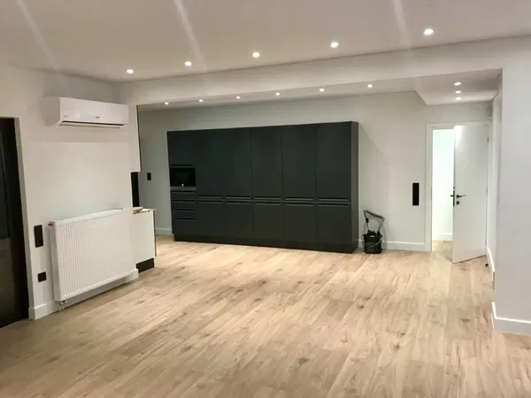 120 m² Apartment with Three Bedrooms for Sale in Glyfada, Athens Southern suburbs — photo 5