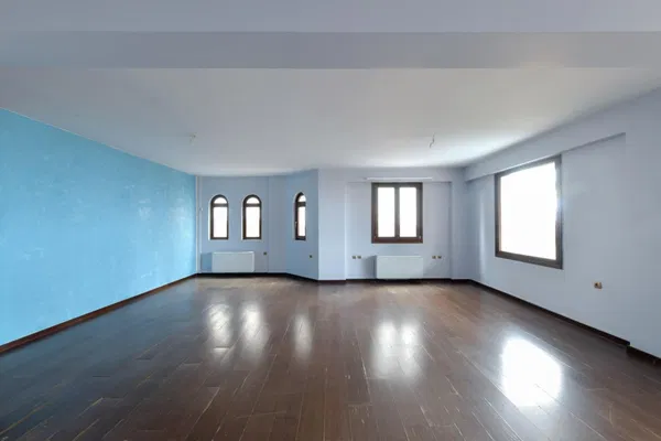 Sea View 405 m² Apartment with Four Bedrooms for Sale in Voula, Athens Southern suburbs — photo 5