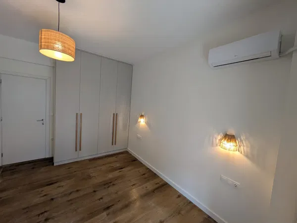 83 m² Two-Bedroom Apartment for Sale in Alimos, Athens Southern suburbs — photo 5