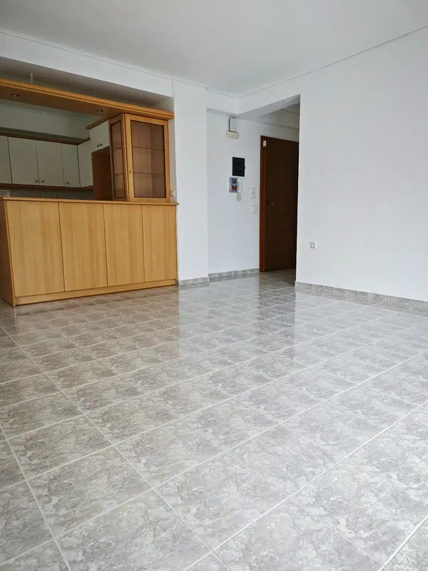 85 m² Two-Bedroom Apartment for Sale in Piraeus — photo 4