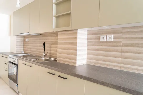 90 m² Two-Bedroom Apartment for Sale in Kallithea, Athens Southern suburbs — photo 4