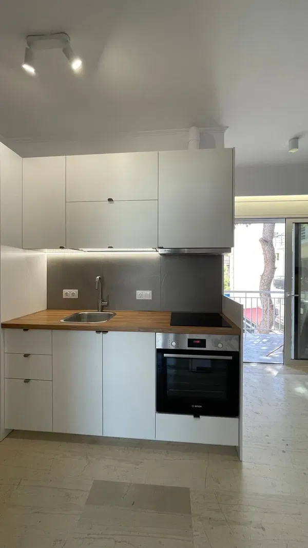 50 m² Sea-View Two-Bedroom Apartment for Sale in Artemida, Athens Eastern Suburbs — photo 3