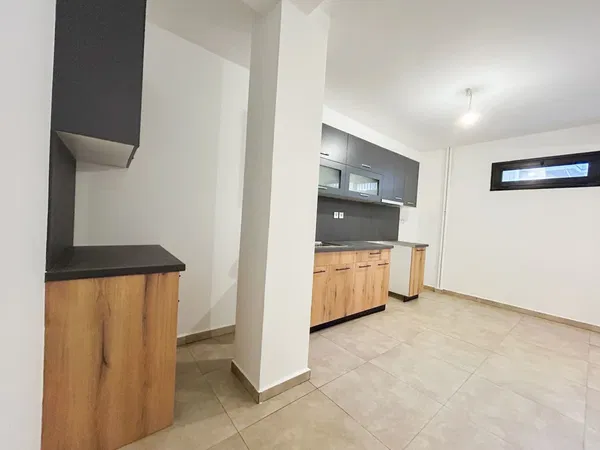 100 m² Two-Bedroom Apartment for Sale in Neos Kosmos, Athens Center — photo 2