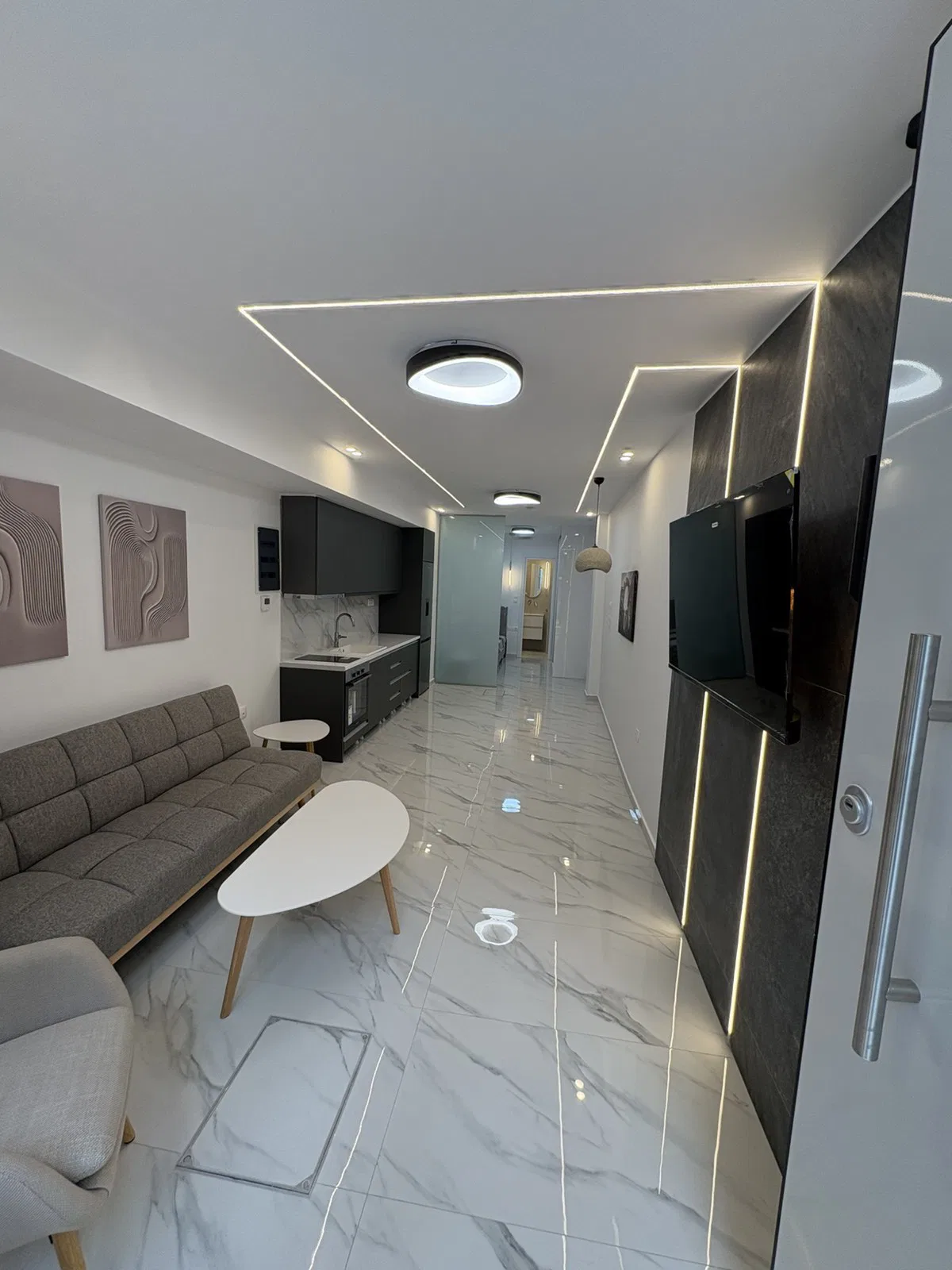 41 m² One-Bedroom Apartment for Sale in Piraeus