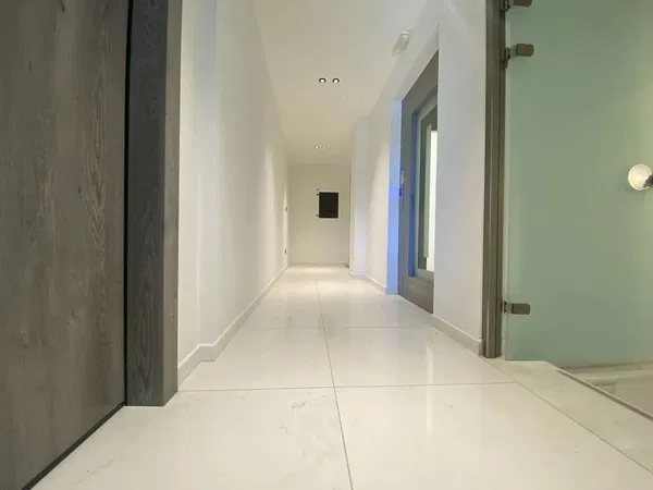 760 m² Five-Bedroom Villa for Sale in Voula, Athens Southern suburbs — photo 4