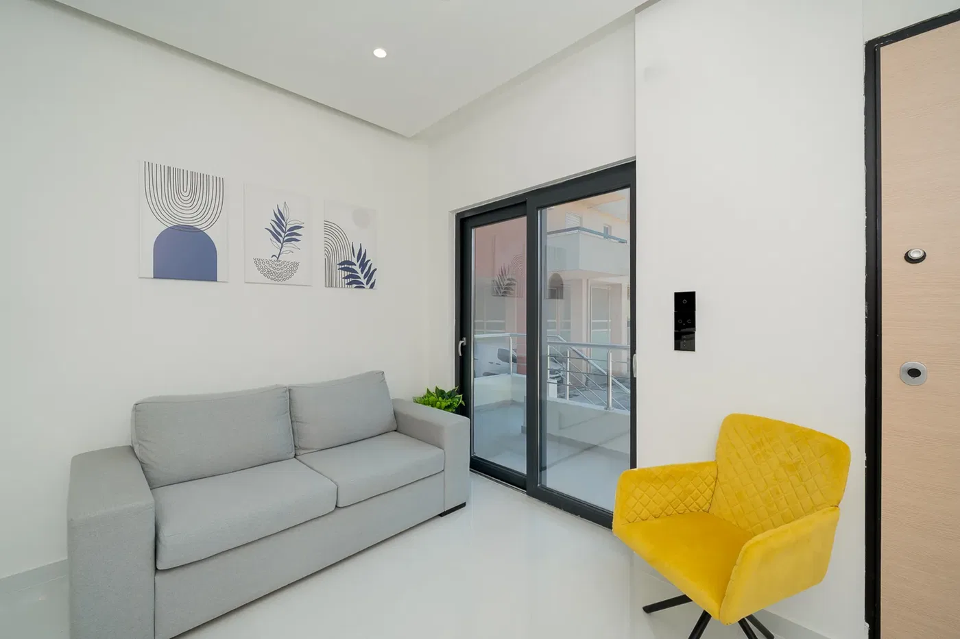 Two-Bedroom Villa for Sale in Markopoulo, Attica