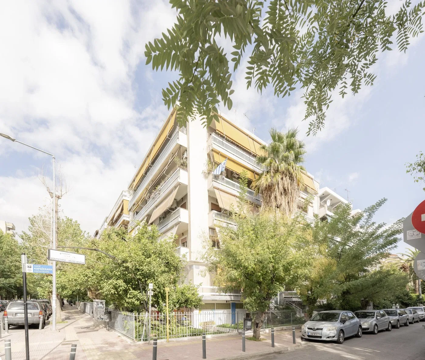 77 m² Apartment with Two Bedrooms for Sale in Piraeus, Athens