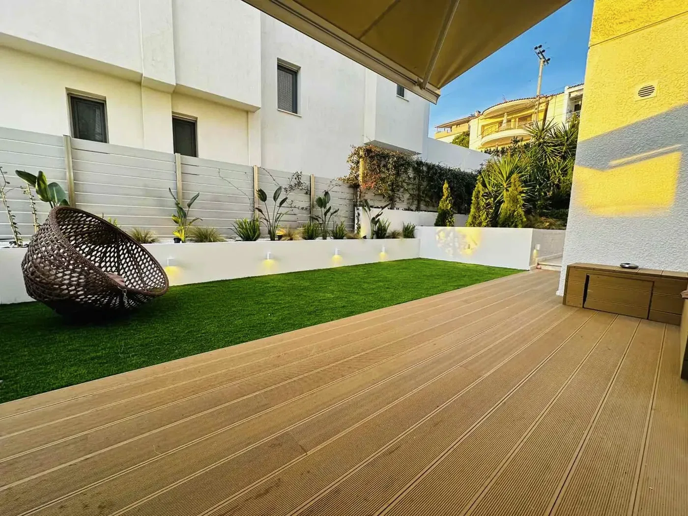 150 m² Three-Bedroom Modern Apartment for Sale in Voula, Athens Southern suburbs