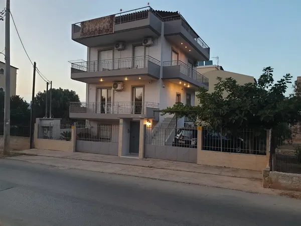 200 m² Apartment with Four Bedrooms for Sale in Artemida, Athens Eastern Suburbs