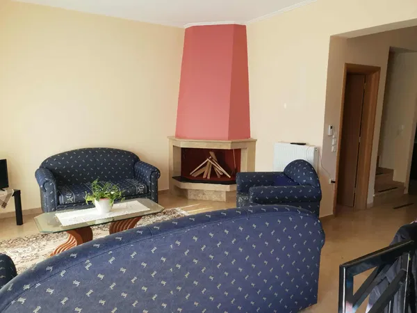 200 m² Apartment with Four Bedrooms for Sale in Artemida, Athens Eastern Suburbs — photo 3