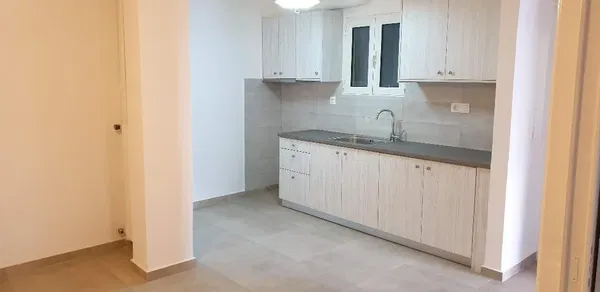 55 m² Renovated One-Bedroom Apartment for Sale in Piraeus — photo 5
