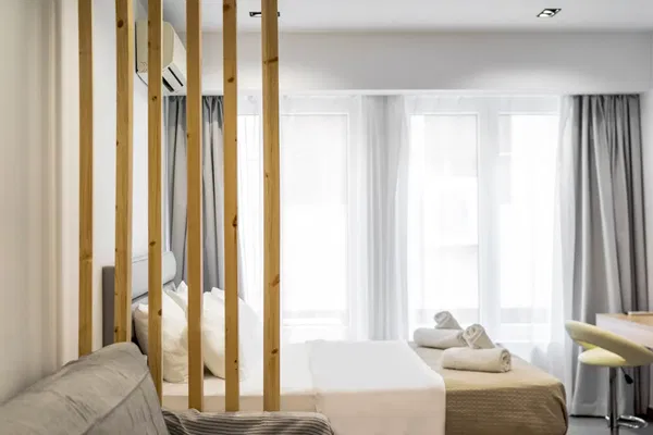 Renovated 100 m² Apartment with Four Bedrooms for Sale in Center Athens, Athens Center — photo 3