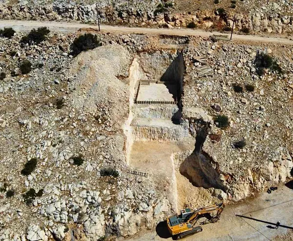 658 m² Land for Sale in Saronida, Attica — photo 5