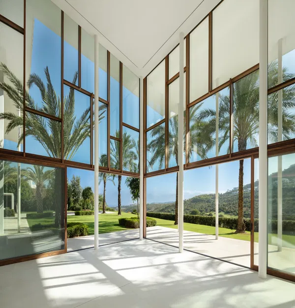795 m² Six-Bedroom Villa for Sale in Marbella, Spain — photo 3