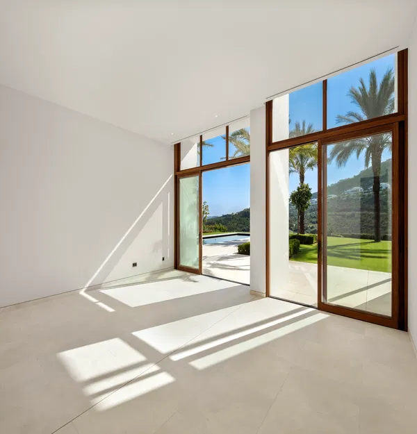 795 m² Six-Bedroom Villa for Sale in Marbella, Spain — photo 4