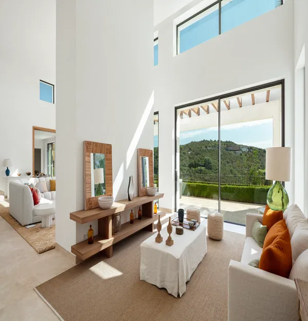 778 m² Six-Bedroom Villa for Sale in Marbella, Spain — photo 5