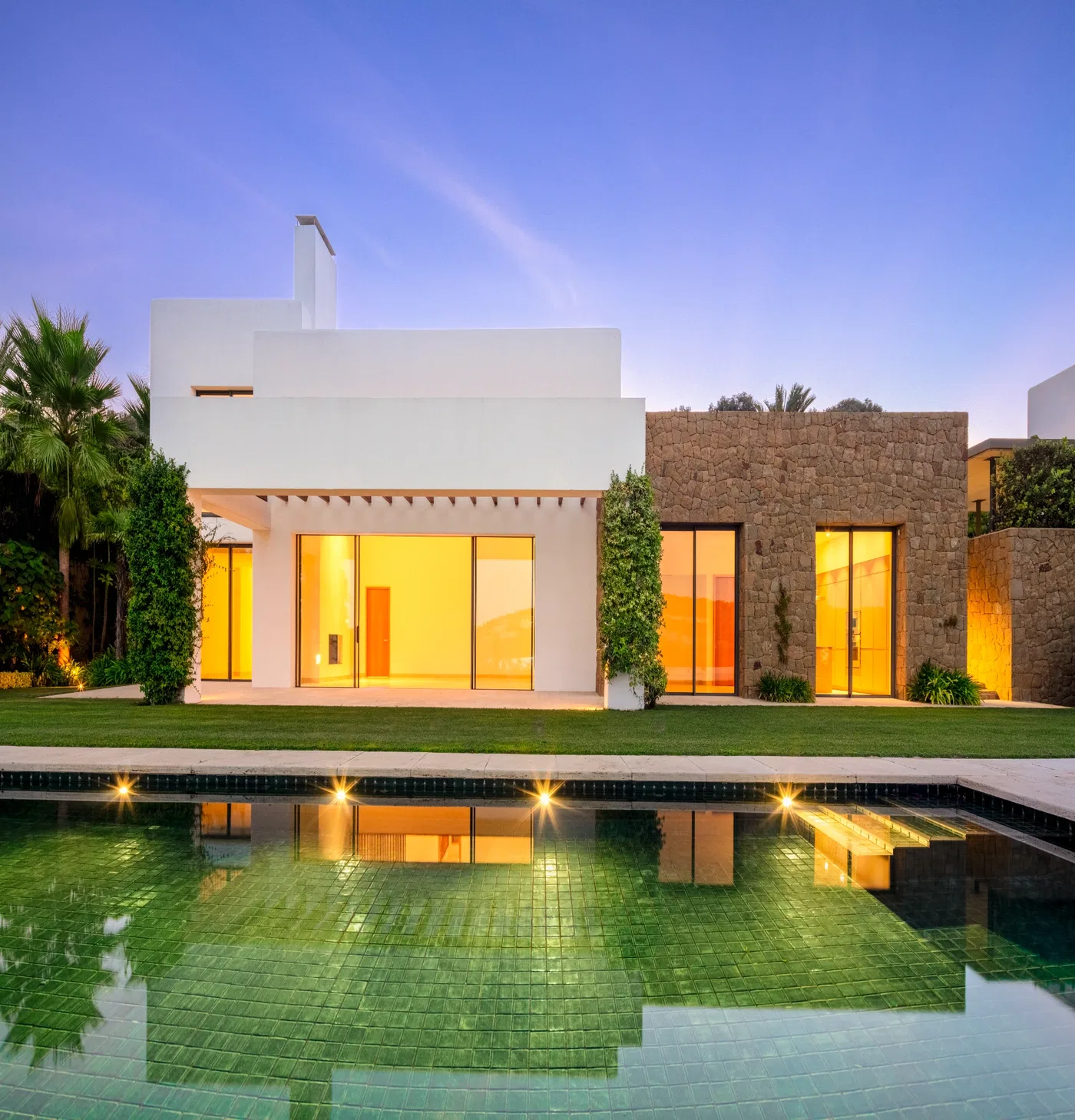 655 m² Villa with Five Bedrooms for Sale in Marbella, Spain