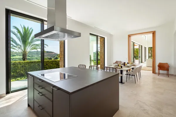 Six-Bedroom Villa for Sale in Marbella, Spain — photo 2