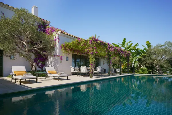 342 m² Three-Bedroom Villa for Sale in Marbella, Spain