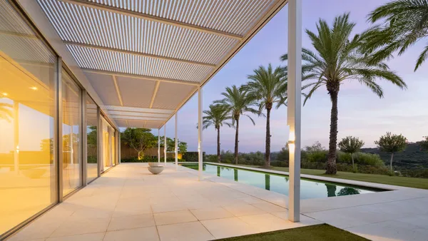 580 m² Four-Bedroom Villa for Sale in Marbella, Spain — photo 3