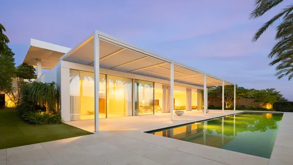580 m² Four-Bedroom Villa for Sale in Marbella, Spain — photo 4