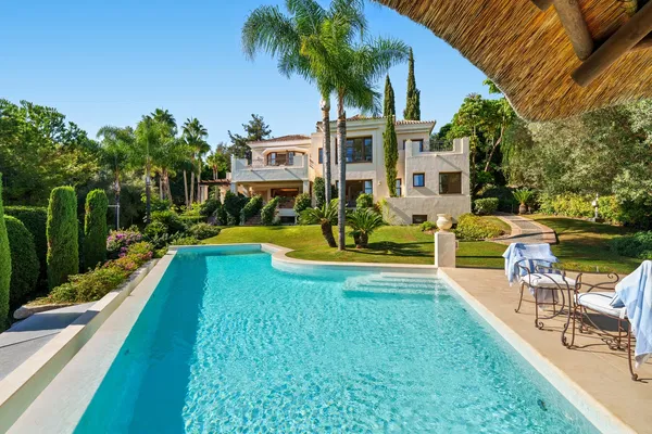712 m² Villa with Six Bedrooms for Sale in Marbella, Spain
