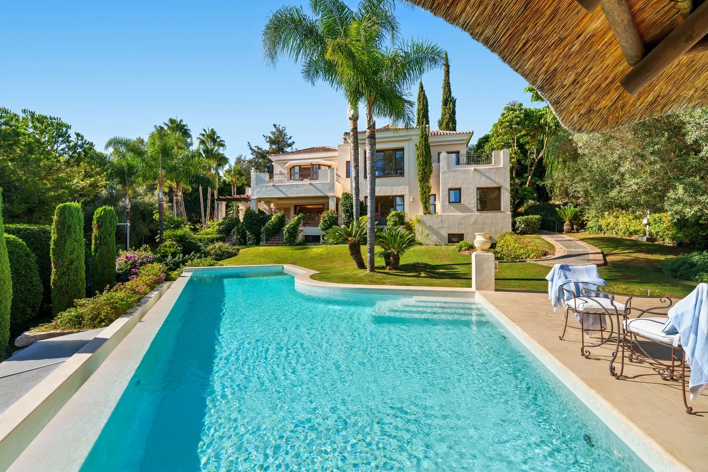712 m² Villa with Six Bedrooms for Sale in Marbella, Spain