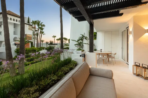 Three-Bedroom Apartment for Sale in Marbella, Spain — photo 2