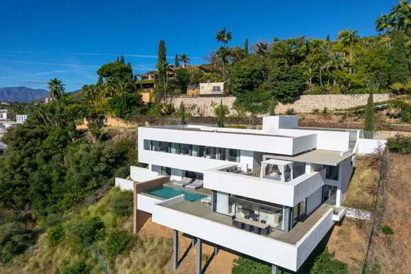 Four-Bedroom Apartment for Sale in Marbella, Spain — photo 5