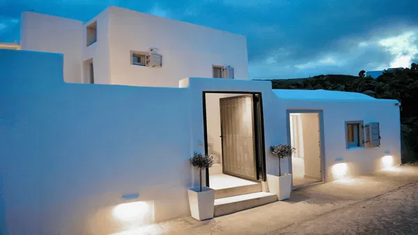 Contemporary Five-Bedroom Villa for Sale in Fira, Santorini — photo 2